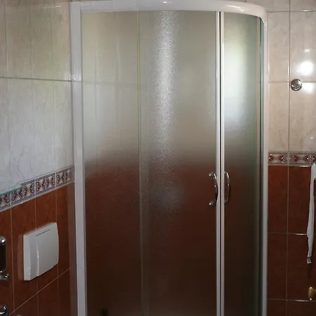 Konukevi Blue Frog Hrvace