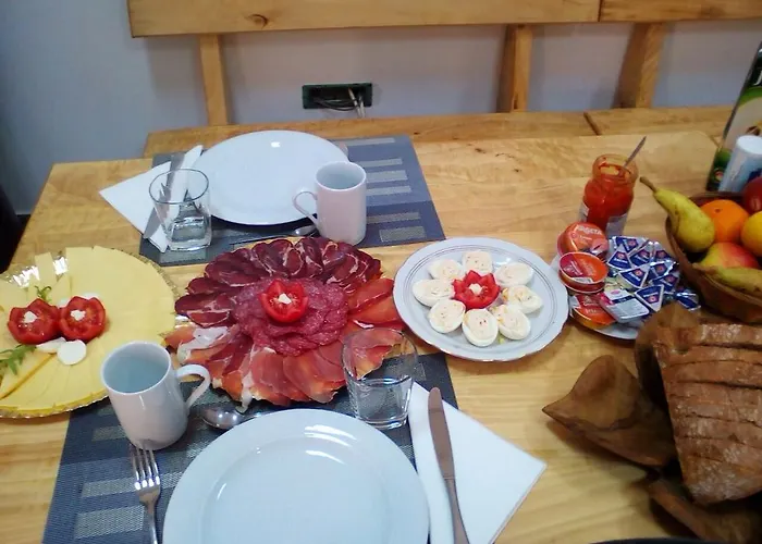 ゲストハウス Blue Frog Hrvace